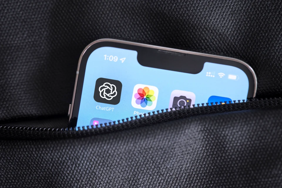 ChatGPT: asombra, pero no hace magia